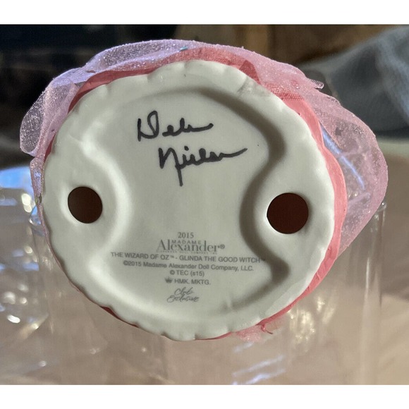 Hallmark Keepsake Ornament "GLINDA The GOOD WITCH"2015" Exclusive New - Signed - Picture 2 of 3